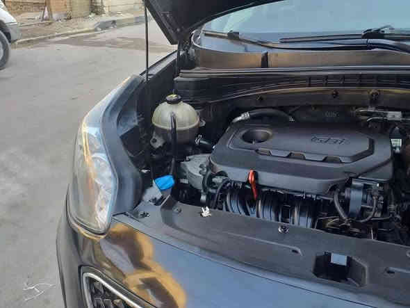 سلام عليكم للبيع سبورتج 2017
رقم بغداد باسمي 

سيارة ماشية 55الف لون اسود بي شذره طافيه رقم بغداد 
مواصفات السيارة : 

 رادار امامي توقف ذاتي 
تحديد مسار نقطة عمياء
كشنات مخمل 
تدفئة وتبريد بالمقاعد وهيتر ستيرن
سماعات هارمن كاردن
شاشة صغيره
حساسات امامي 
 تحكمات ستيرن 
فورويل ومانع انزلاق وهل سوالف وباقي هوايه مواصفات كدامكم
يعني السيارة 
ضرر السيارة قطعتين صبغ باب  سائق خلفي أثر شخوط
نص جاملغ الأمامي    .. مكان سيارة بغداد 
السعر ١٣٧وبيه مجال شي معقول للاستفسار
***********
