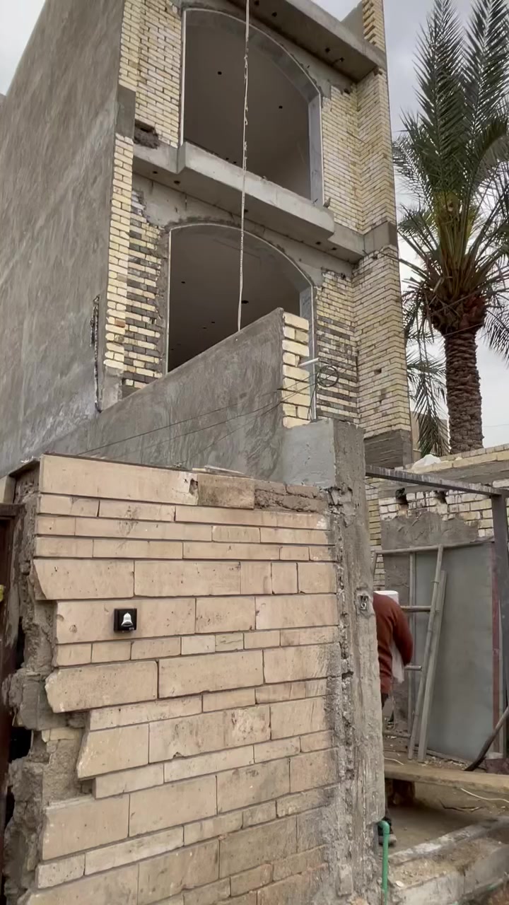 اليوم جهزنا المواد ارضيه
انشالله عن قريب ينجز العمل هذا الدار

موقع العمل جميله شارع ركن الابيض

أخوكم وياكم مقاول علي الطيب 

مكتب للمسات الهندسية 

***********
