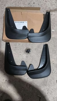 طفاريت • سيارة