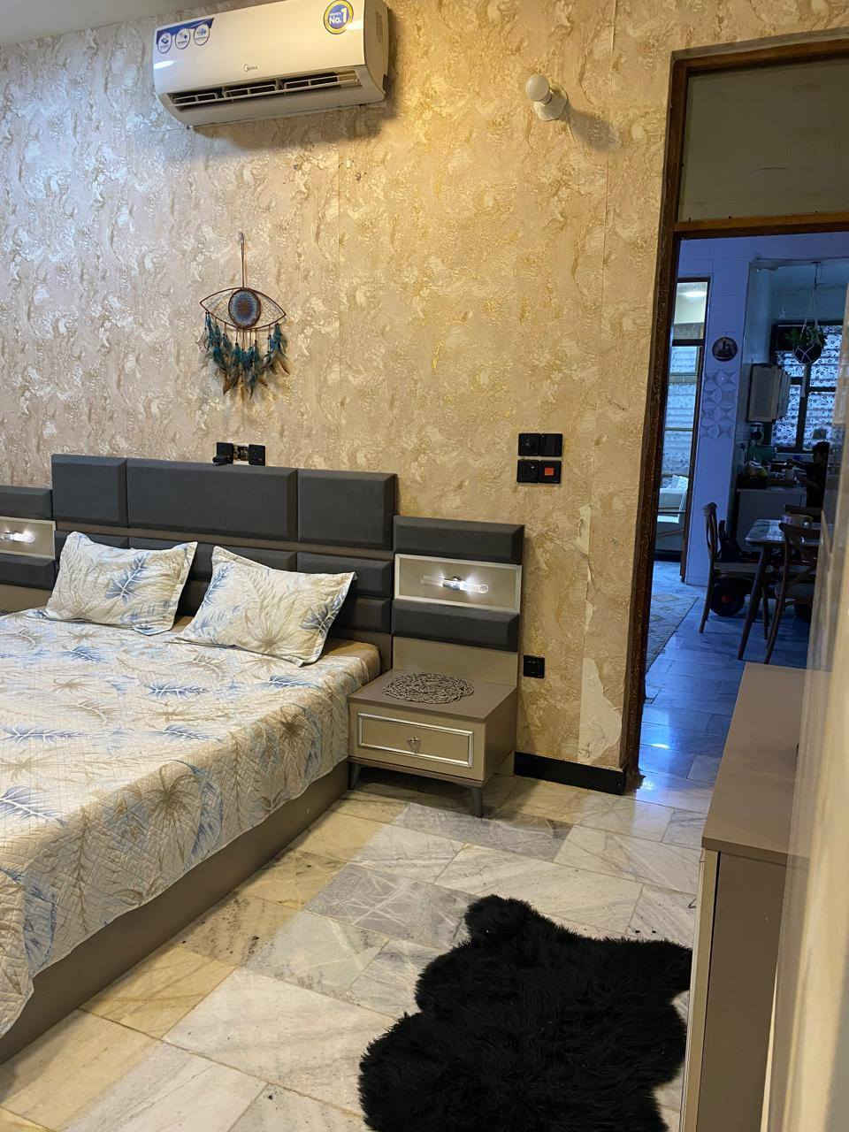 السلام عليكم دار زراعي عقد 25 نهايه شارع 20  شارع المولدة المساحة 100م  السعر 92
***********
