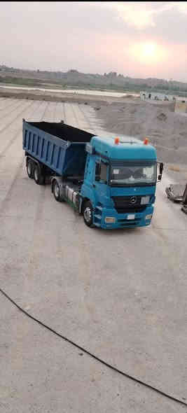 سلام عليكم للبيع نساف مايلر ٢٢ متر دنكرين دناكير مربع تخم تايرات جديد شرط بريك بونزات جديد شرط لا كلب ولا ميلان البودي رقم واحد جوه شغل هسع السعر ٨٨ وبيه مجال اتصل وتدلل *********** الشرقاط
