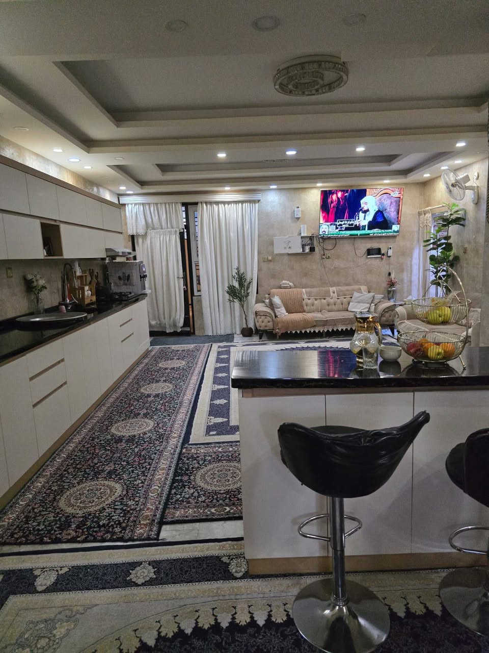 🏡|للبيع|🏡
_______________
يوجد دار حي السواق شارع 12 مساحه 150 بناء حديث💯,
طابقين غرف نوم 4 صحيات 4 استقبال مطبخ مفتوح على صاله ، مكتب أبو زيد الكنبي شارع الجنسية ***********
