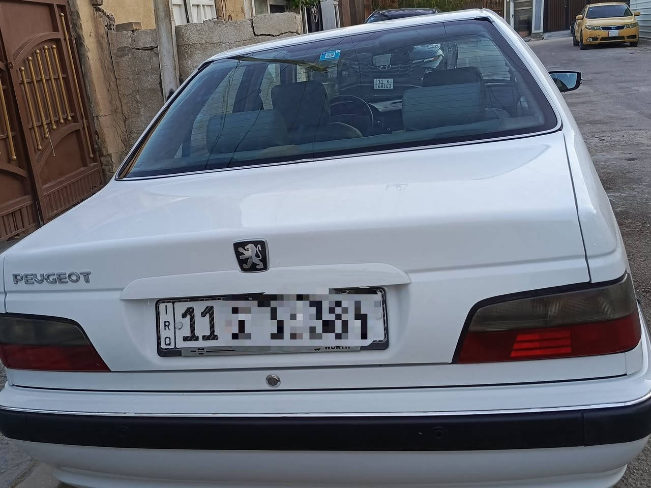 سلام عليكم 
بيجو بارص 2025
 ماشيه 33 الف
مكفوله كفاله عامه 
سياره بسمي تحويل ثاني يوم 
مدوشمه كاعيه وكشنات وتنته 
جاهزه من كلشي 
مكاني بغداد البياع 
السعر 89 وبيهه مجال 
رقمي للتواصل واتساب ***********
