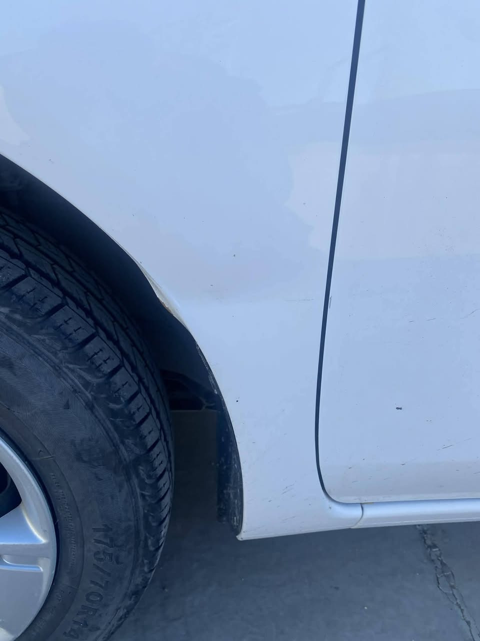 (((مكلف بالنشر))))
السلام عليكم ورحمة الله صني ٢٠٢٠ ويل كب ماشية ١٣٠ الف

 مكانها النجف 

 

 كفالة عامة مكينة كير ومن الصبغ

 تبريد تدفئة حدادية تخم تاير

بيها طعجة صغيرة بالصورة الثانية فقط 

السعر ١١٢ بيها مجال قليل للشراي

شراي اتصل ***********
