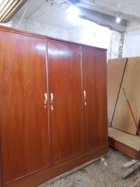 كنتور ابو تلاثه نضيف سعره 150 يوجد خدمة توصيل فقط بغداد التواصل 077160...