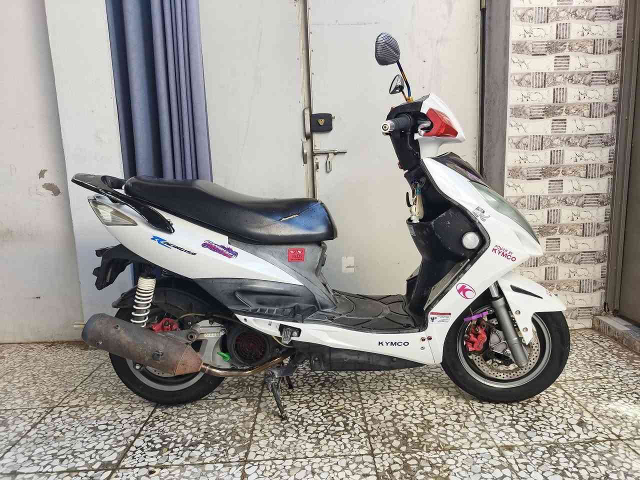 للبيع فقط قبل كلشي دراجه مفتوحه مره وحده شرط اصلي كله مبدل بستم و زنجيل بوشه 61 اجت بيها

دراجه تزويدها مطابق بوش و صالنصه و كلجات كله مطابق
كلجات رياضي
صالنصه رياضي
دسك أمامي خلفي
مسويلها إدامه كامله ربع ما تصرف عليها

السعر 700 بيها مجال تشوفها غاليه اعبر المنشور واندعيلنا بالرزق
العنوان النجف ابوصخير ***********
