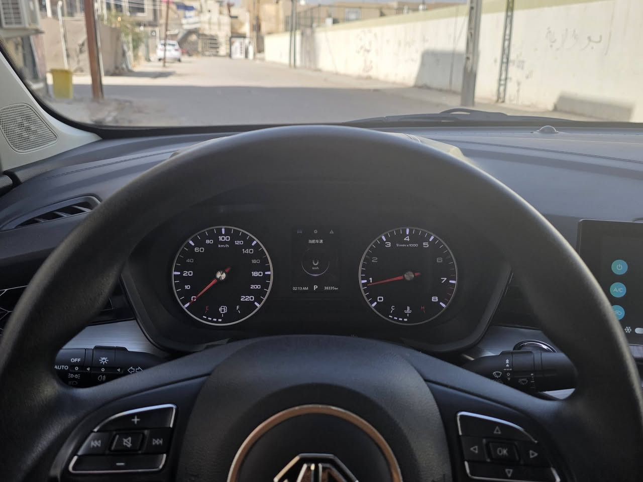 السلام عليكم
MGمديل 2024
ماشيه ٣٨ الف
السياره فول بصمه فتحه كشنات جلد 
رقم اربيل دولي
السيارمكفله من الصبغ وفتح بيه شخط ابين بل صور بل جاملغ الخلفي اصغير على حطيته ماملعوب بي 
مكان السياره نجف السعر ١١٨ او بيه مجال قليل
رقم المبايل ***********
