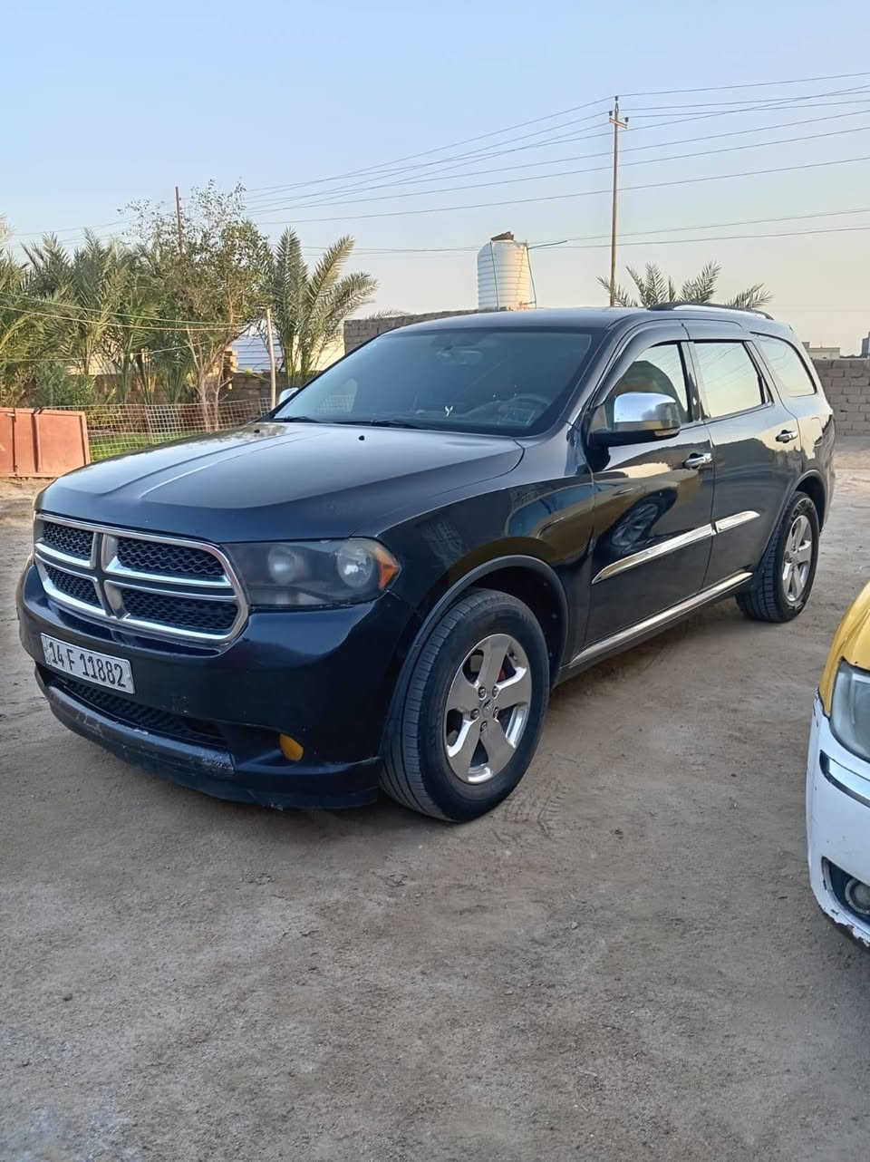 دوج دورنكو جاهزه بسمي رقم بصره انكليزي
موديل 2011
بيها صبغ فقط باب وجاملغ بدون ضربه 
مراوس  بنيسان او تويوتا 
***********
