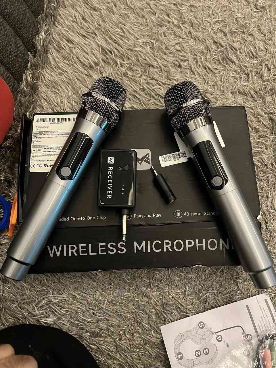 مايك كبس يستخدم للكاميرا ومكسر شحن
التوصيل متوفر ***********
