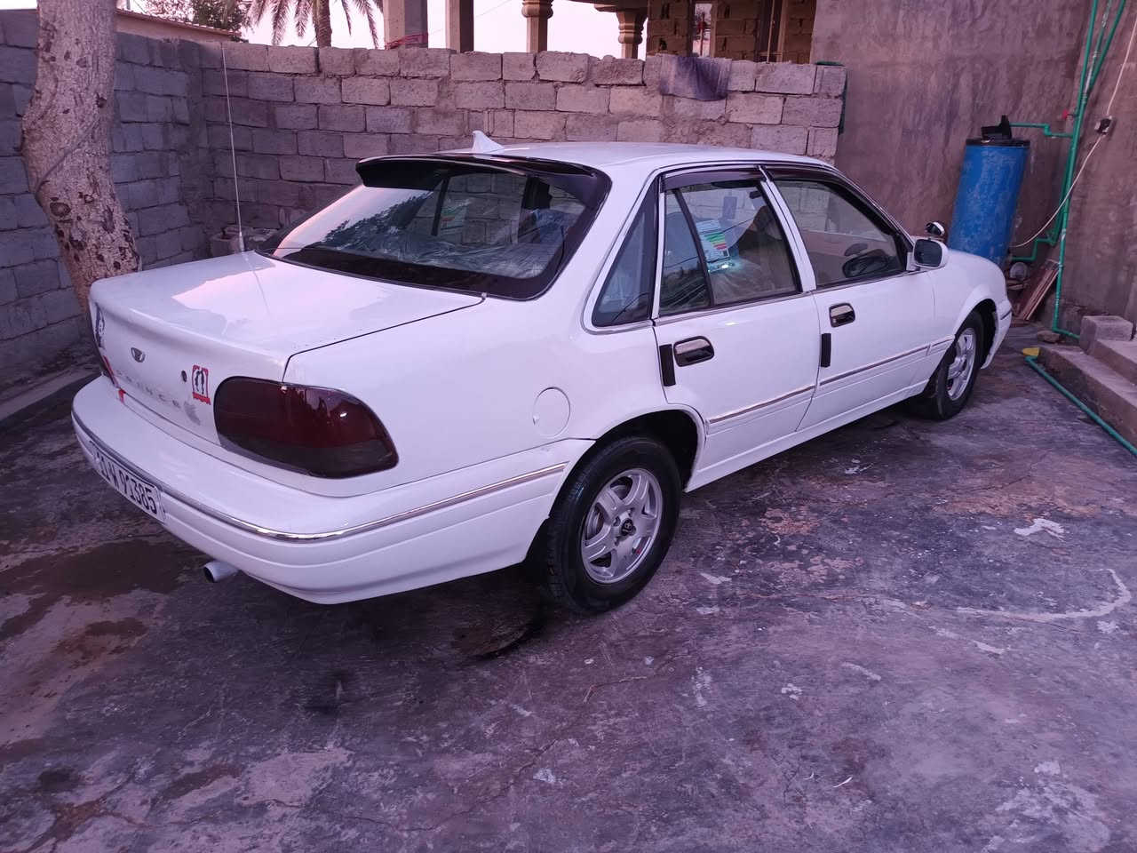 سلام عليكم دايو برنس فراشه للبيع موديل ٩٦رقم بغداد انكليزي كير اوتوماتيك محوله جديد سياره بسمي محرك مفتوح سيار حلوه داخل وخارج صدر أمامي خلفي تخم تاير كهربائيات كلها شغلاله بلاديه بيها صبغ بسيط  سنتر لوك شغال سيار جاهزه مابيها اي نقص سياره حلوه مال جناي كلش حلوه السعر ٤٠وبيها مجال لطيبين العنوان بغداد ابو غريب هاتف ***********هاتف ***********
