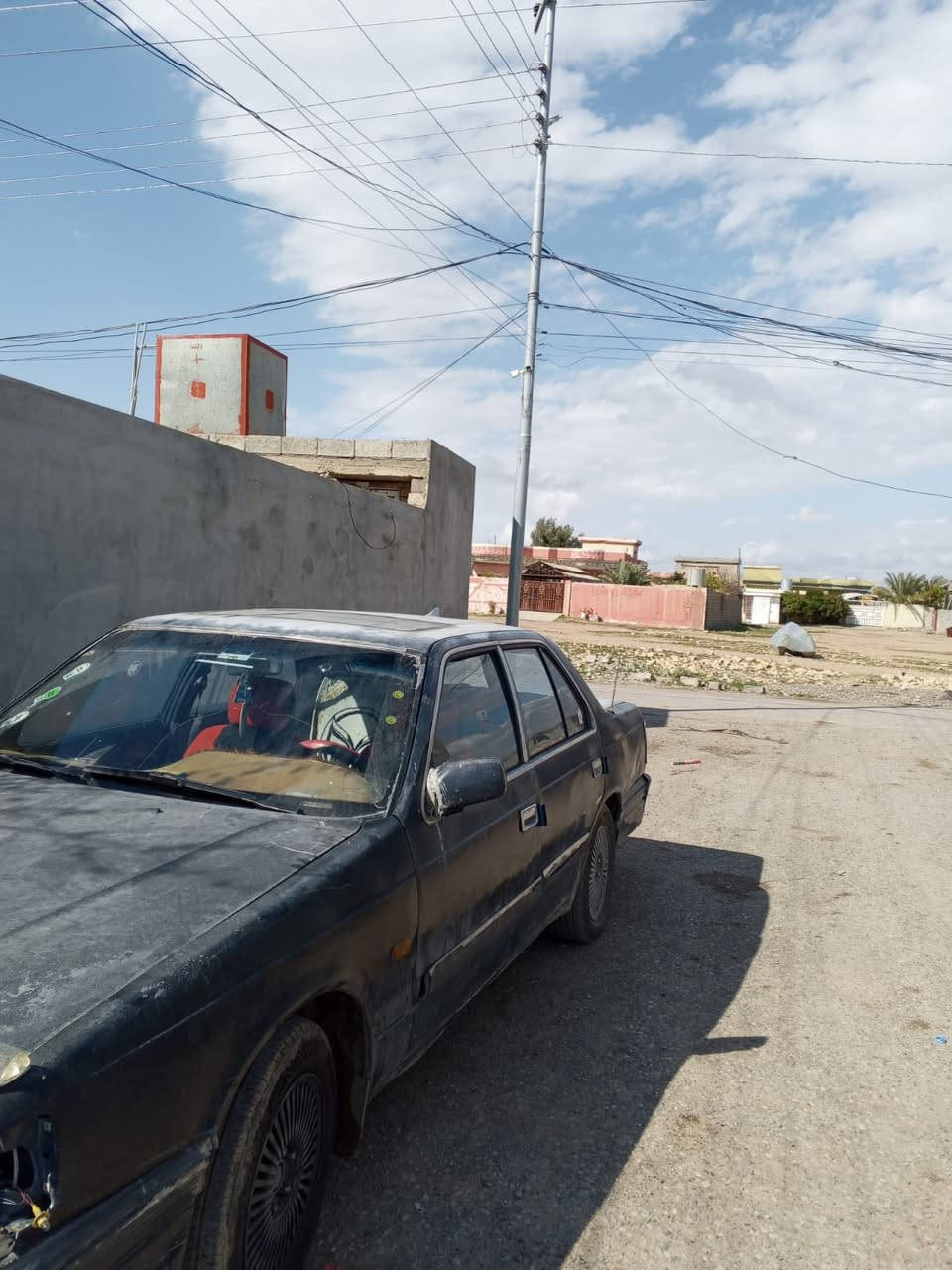 السلام عليكم مازدا 929
موديل 1987
رقم كركوك شرط التحويل سنويه عظم عاج
كير ومحرك بطه اوتماتيك شرط
سياره نضيفه مابيها شي صدر نص عمر 
تواير جدد مكاني صلاح الدين بيجي
رايدها ب 22 وبيها مجال حك الجيه

‭***********‬
