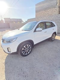 سورنتو ٧راكب • ٢٠١٣ • ٦ سلندر