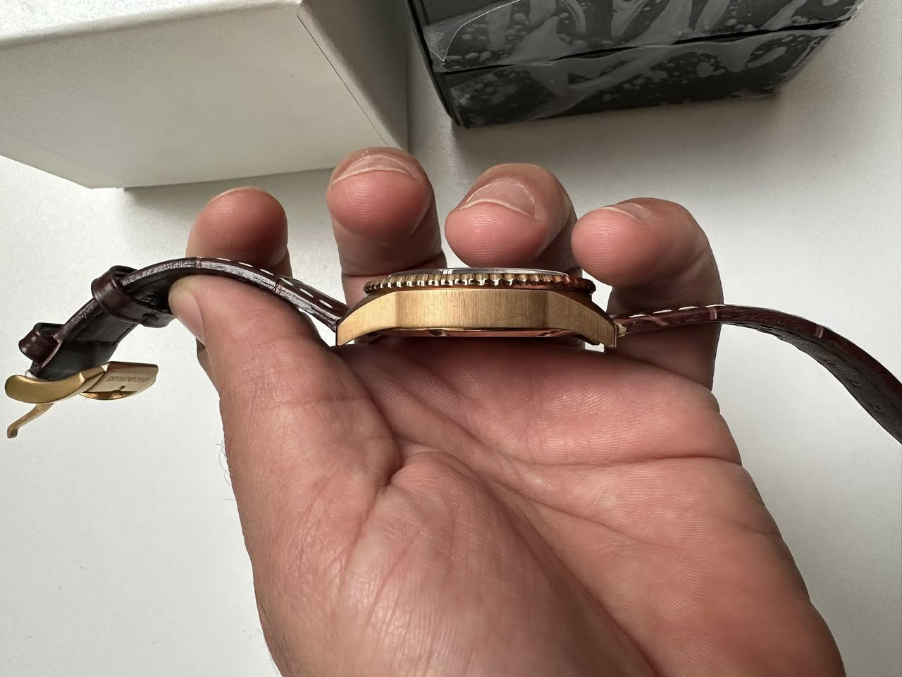 Armani Orginal
نظافە ١٠٠/١٠٠
سعر  ٦٥ الف


**إذا كنت صاحب هذا الإعلان وتريد حذفه لأي سبب، رجاءا أرسل رسالة إلى الدعم الفني**