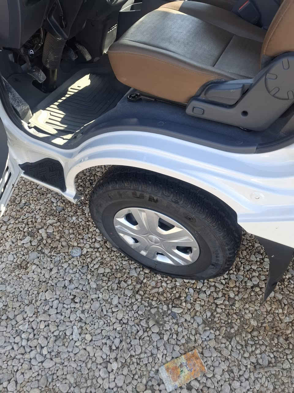 كيا 2025 سياره كفاله عامه ماشيه ١٧ لف رقم بابل سياره بوضع الشركه مكان بابل كفل للسفسار الاتصال ***********
