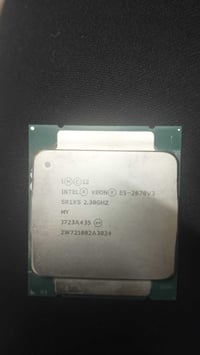 Intel Xeon E5-2670 v3 السلام عليكم معالج CPU  السعر 25 الف  التواصل 07...