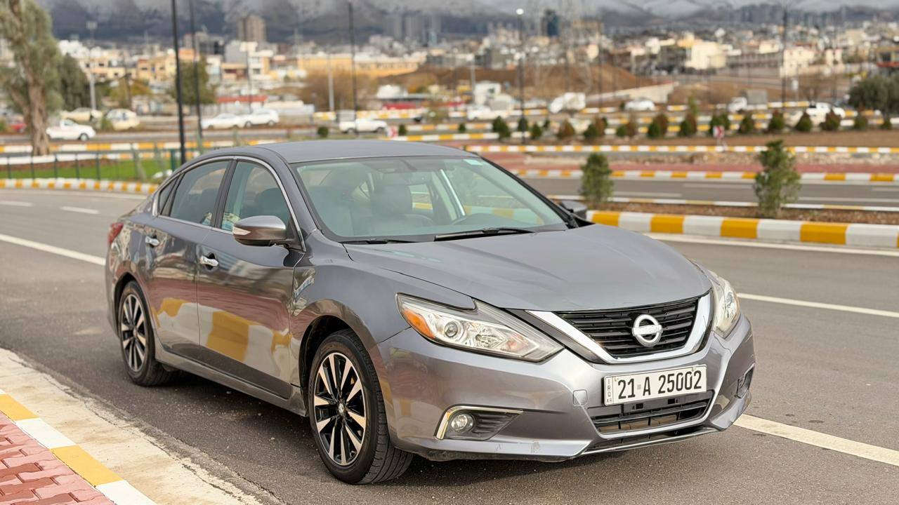 نیسان ئەڵتیما مۆدێل ٢٠١٨ مواسەفات SL
کوشن جلد و کارەبا
کوشن هیتەر 
سوکان هیتەر
ڕادار 
٤ پارچەو نیو بۆیاخە پێشی کەپسە
ناونیشان سلێمانی 
*********** السليمانية, العراق
