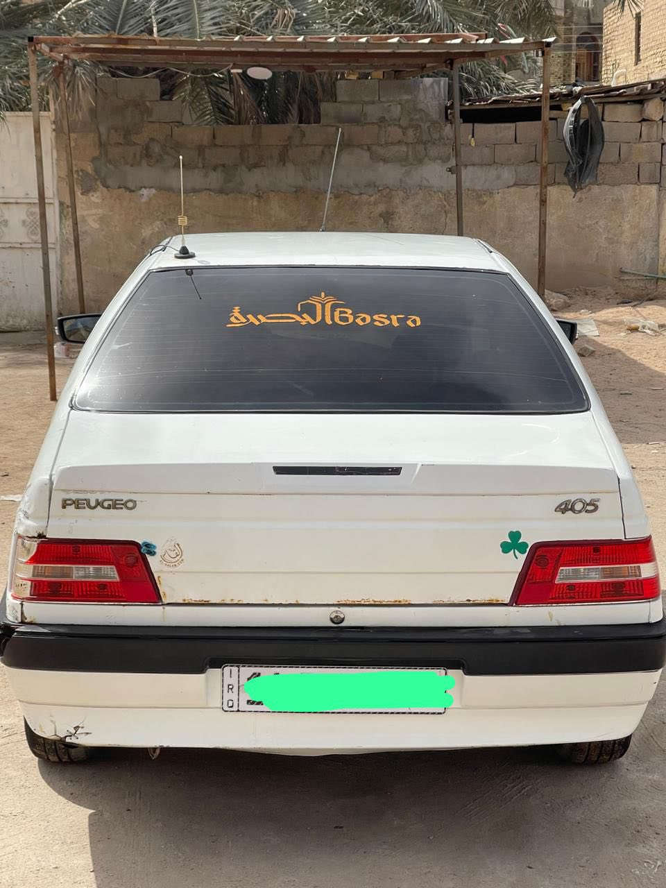 سيارة بيجو 405
السيارة كلش حلوه ونضيفه مثل ما واضح بالصورة رقمها بصرة راعيه موحود حداديه مكينه كير خير من الله اريده ب38
  
***********
