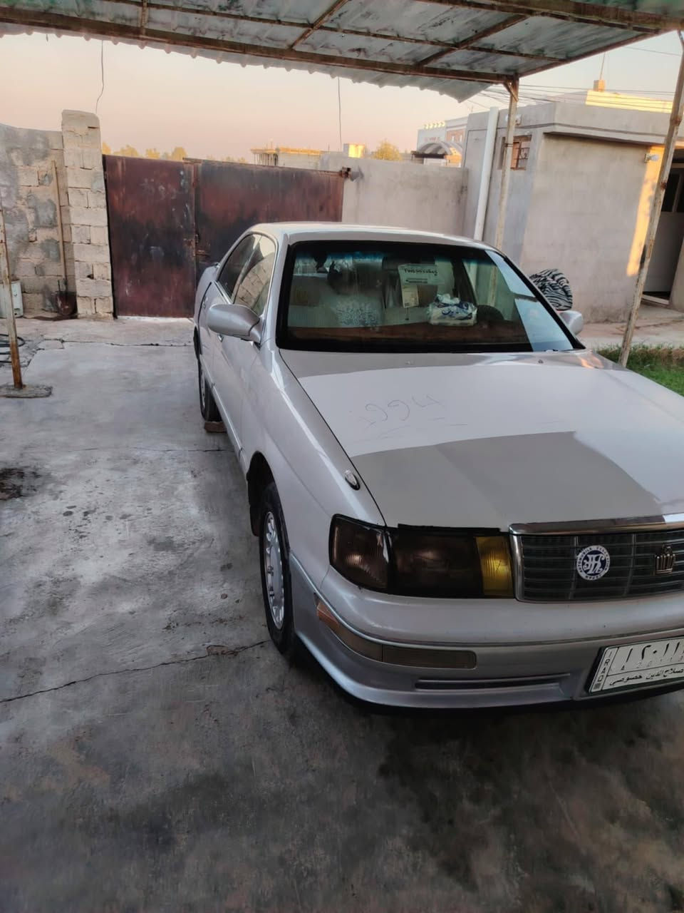 السلام عليكم للبيع بطة لون صدفي موديل 95 رقم صلاح الدين مشروع وطني سيارة جديدا بمعني الكلام محرك كير صدر تايرات شرط تبريد ثلج غرفة حيل حلوة ستيرن كهربائي محرك  2500 اسود للبيع ويرهم مراوس


**إذا كنت صاحب هذا الإعلان وتريد حذفه لأي سبب، رجاءا أرسل رسالة إلى الدعم الفني**