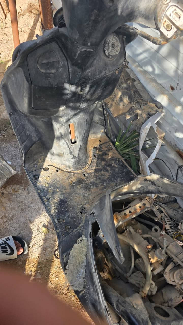 سكنس نثيه تفصيخ اليحتاج شي اني بالخدمه ***********
