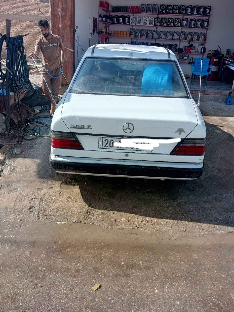 مارسدس مديل 92رقم دياله سنويه 33هسه جديده سياره تخم تاير حداديه كهربايات كله شغاله سياره مال جناي متعوب عليه غرفه جديده مصبوغه عام فرن جديد قبل سبوع تبريد بس راديتر منضومه كامله قواعد دبل بلاد مكفوله سعر 55وبيه مجال حك جيه رقم ***********ذي قار رفاعي
