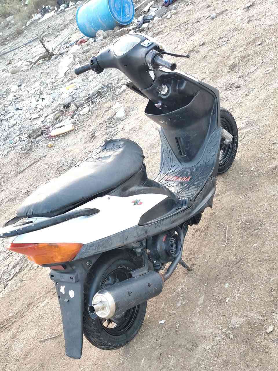 دراجه ماكس بس الكهربائيات شيء بسيط. ومقفوله من كل شيء العنوان بصره تنومه*********** السعر 600 وبيها مجال
