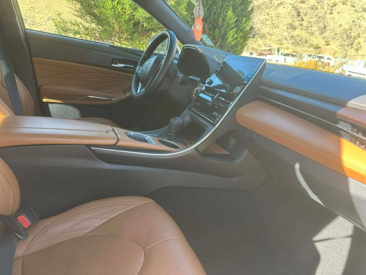 تۆیۆتا ئەڤەلۆن 2020 لمیتید خلیجی
بێ بۆیاغ
ناو قەیسی
سەنەوی و ژینگەی نوێیە
گێر و مەكینە بە شەرت
زۆر بێ مەسرەفە ماڵی دۆستە 
تەقە و رەقەی تێدا نیە 

سعر : داوای بکە لە کۆمێنت ڕاستەوخۆ بۆت دێت 🤖 

ڕادار حەساس شاشە کامێرا 
کوشن جلد بڕێک بەسمە 
هەموو گیانی بەشەرت 

بۆ زانیاری زیاتر پەیوەندی بە خاوەنی

***********
