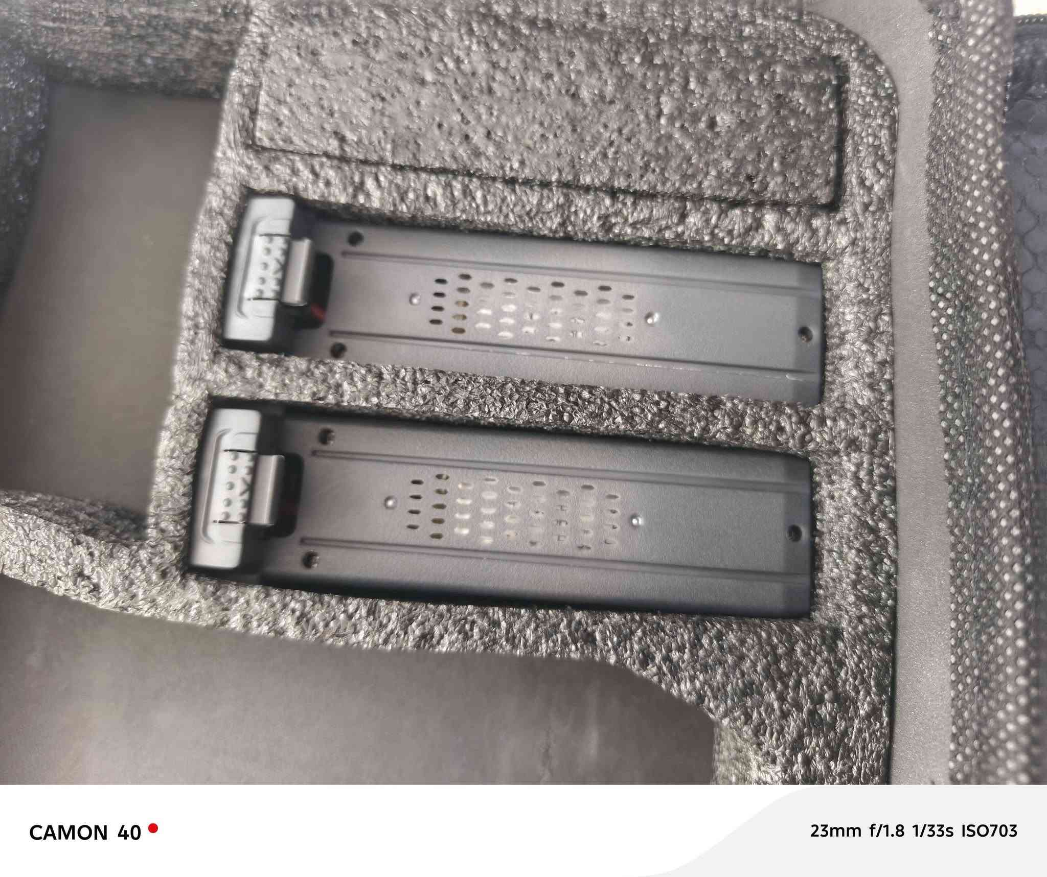 سلام عليكم درون للبيع S156 جديد دبل بطاريه درون شبيه djI رزانه فول الارتفاع 300م المدى 800م


**إذا كنت صاحب هذا الإعلان وتريد حذفه لأي سبب، رجاءا أرسل رسالة إلى الدعم الفني**