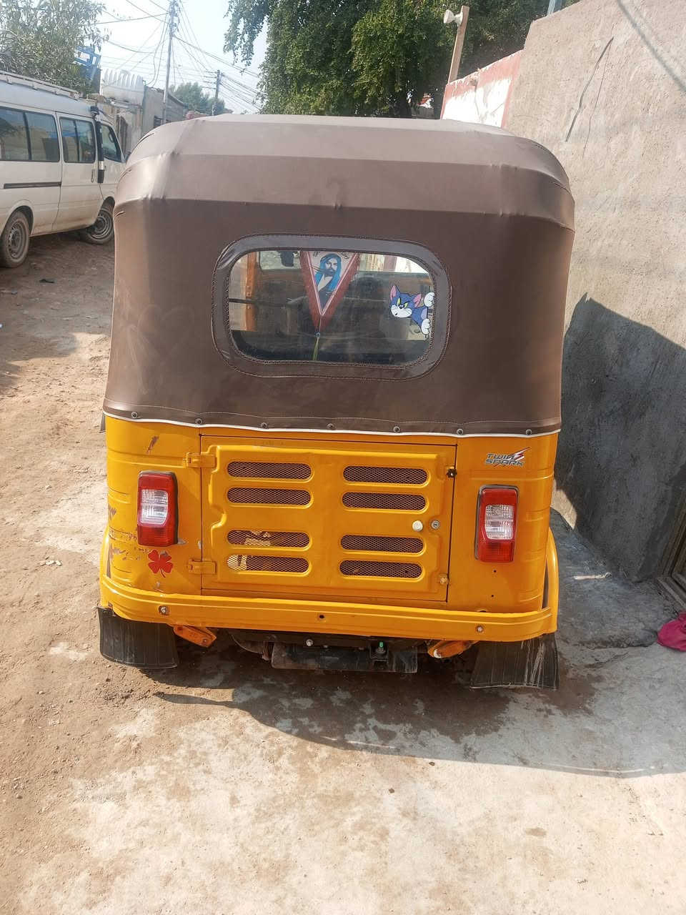 سلام عليكم تكتك موديل 2020 للبيع سعر 6 وبيها مجال اي استفسار اتصل على الرقم ***********
