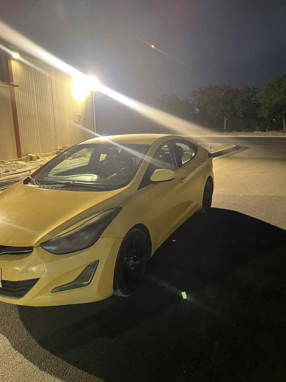 السلام عليكم النترا موديل  2016وارد أمريكي حادثه جاملغ خلفي وربع الباب وبل عراق الجاملغ الي كدام  ابو دراجه طخه بدون دواخل مكينه 2000 دوش السعر 110 لاتصال عله هاذه الرقم *********** تحياتي لكم
