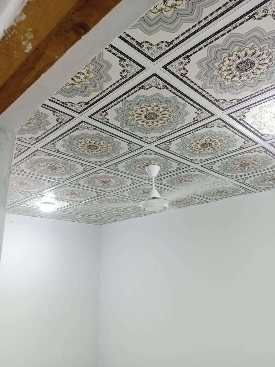 خلفة سقوف ثانويه وتغليف الجدران في جميع مناطق البصره للعمل عله المتر واليوميه متفرغ حالي للاستفسار رقمي بي واتساب***********
