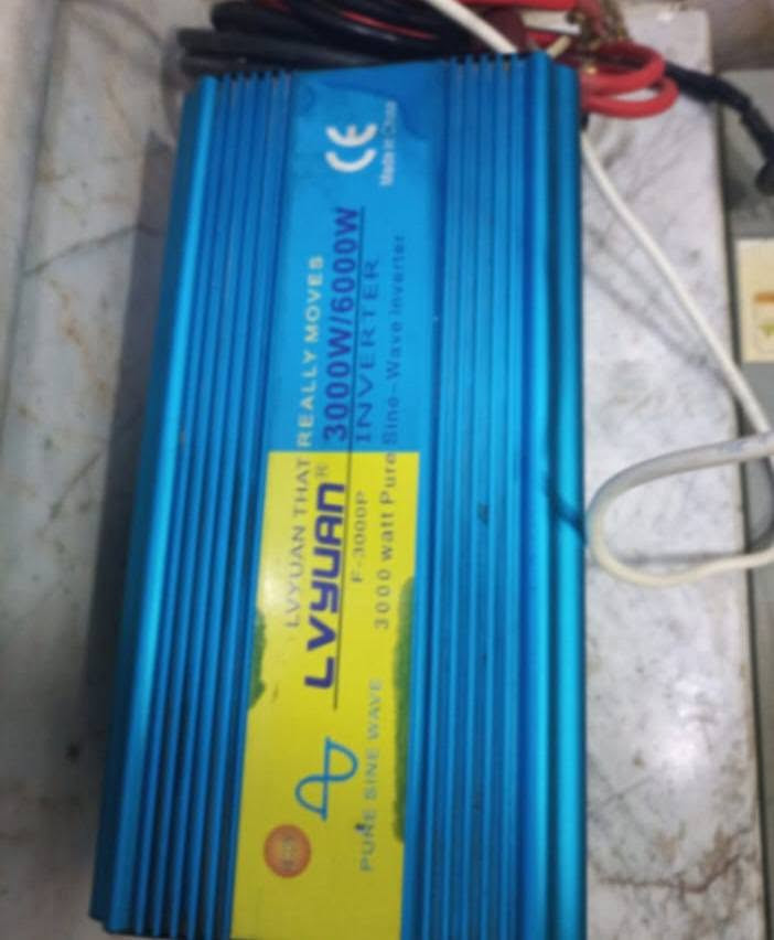 للبيع انفرتر العملاق
العنوان: البصره الجبيله
الهاتف:***********
