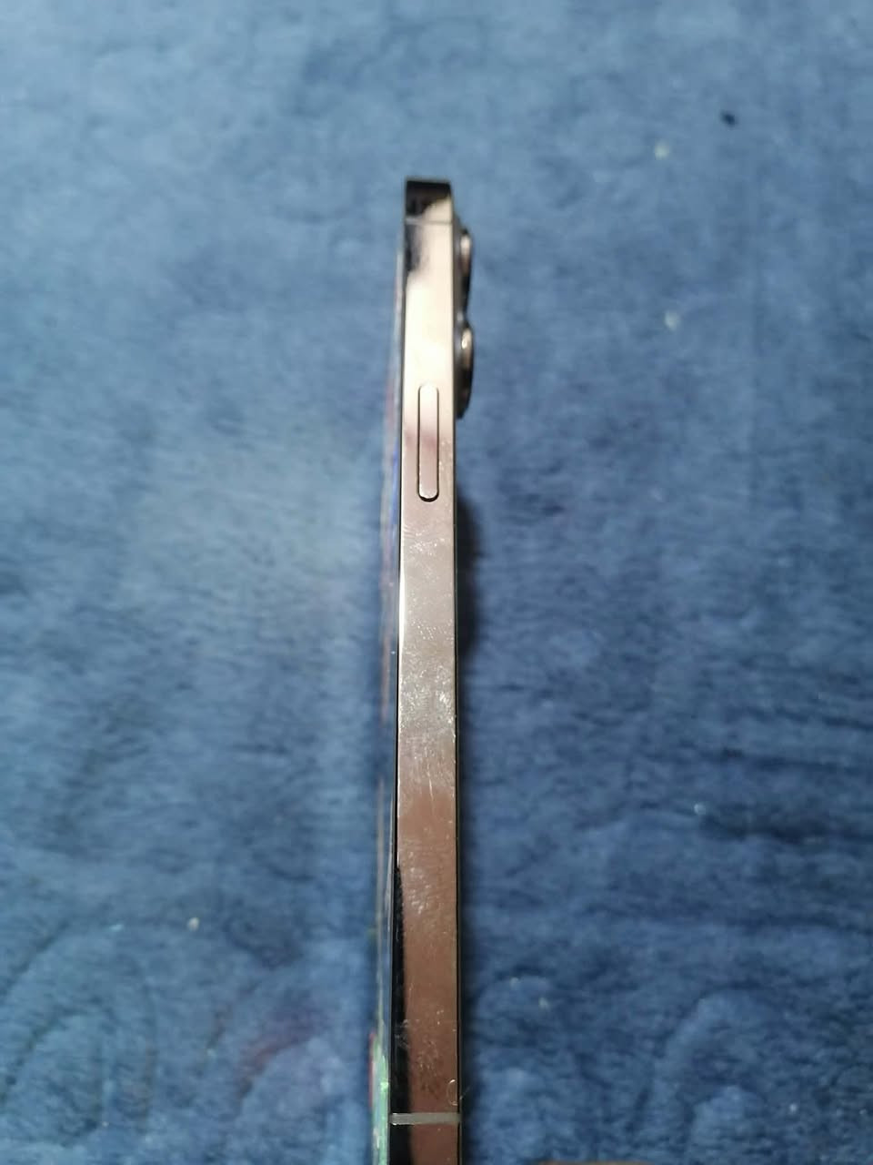 سلام عليكم متواجد 13برو فقط نورمان وتربروف ضدماي 💧
بطاريه95مامصعد
تك ذاكره128
جهاز نضيف مال بيت كدام عينكم 
شرط ضد ماي نورمان 
سعر خاص 
متواجد ماسنجر واتساب 
***********
