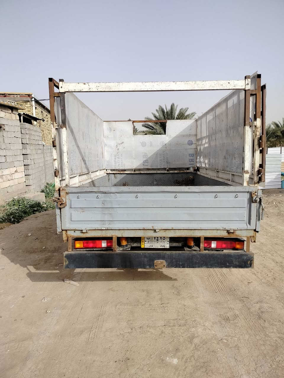 للبيع روسي موديل 2003 سياره جاهز الف ماتخسر عليها سعر 40 وبيها مجال العنوان كربلاء واتساب فقط/  ***********
