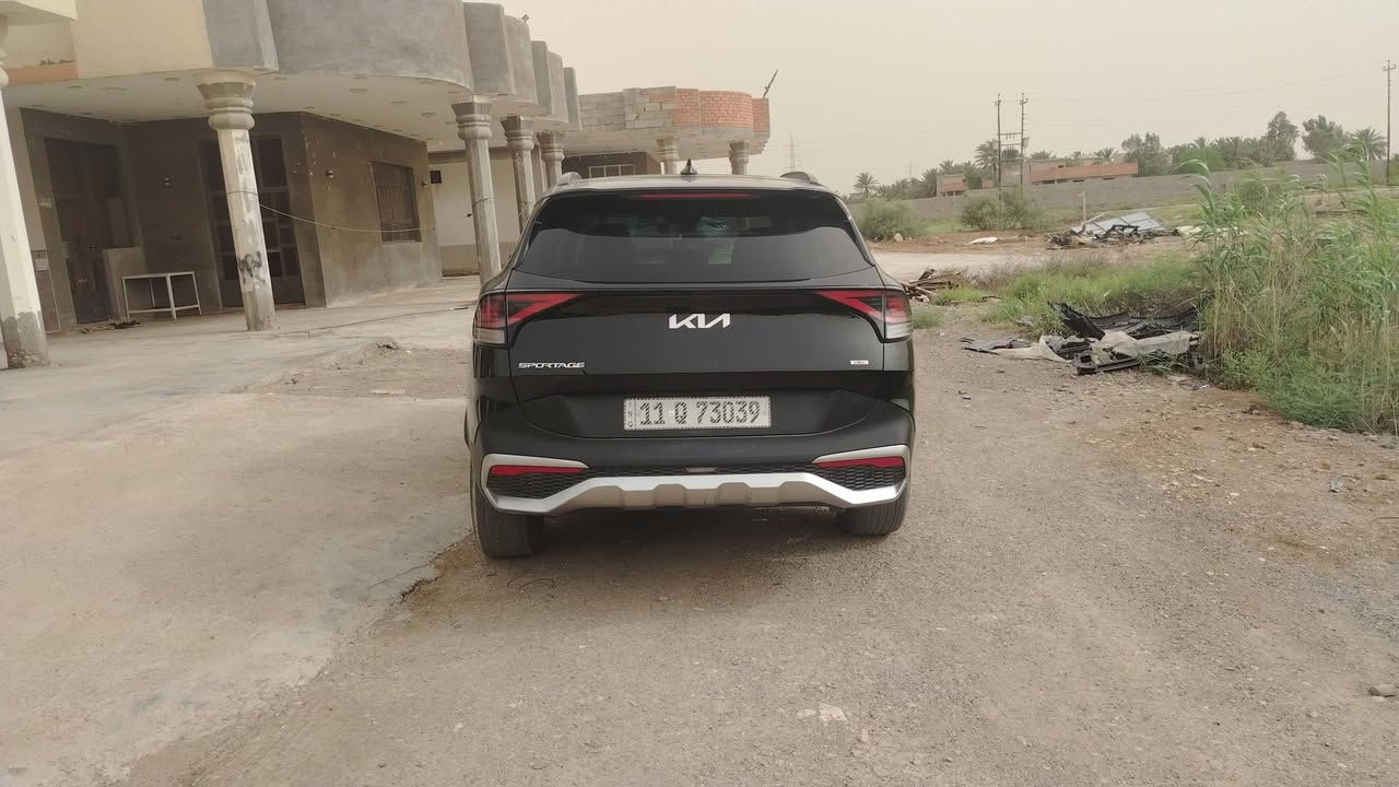 السلام عليكم
كيا اسبورتج هايبرد 
موديل 2024
مواصفات فتحه بانوراما
بصمه تشغيل عن بعد
محرك   1600 تبربو سوبر
 لون اسود
ايرباك استرن ودشبول راجع سستم
ضرر بونيد تصليح  وطلع بيهه جاملغ سائق مصبوغ بأمريكا
سعره ٢٠٠ وبيهه مجال
رقم بغداد بسمي
لاستفسار ***********
