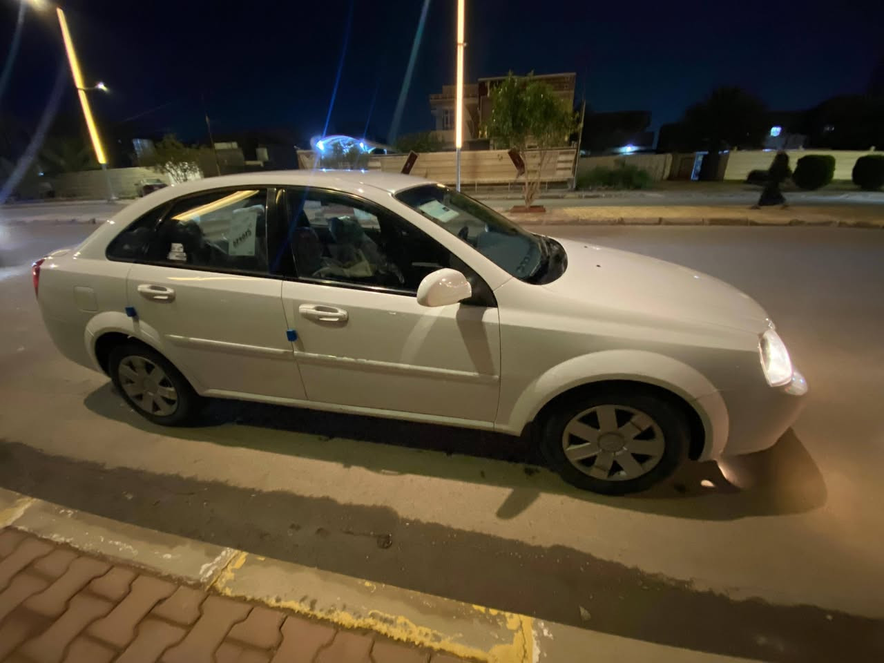 اوبترا 2012 للبيع
نضيفه مال جناي
ضررها جاملغ امامي وخلفي صبغ ولباب خلف سايق مبدل 
السياره كاعده تمشي بيها مكفوله كير ومحرك تبريد شغال 
صدرها خالي من ضرر  
السعر 75 🔴  وبي مجال للشراي مكاني رمادي 
للاستفسار; ***********
