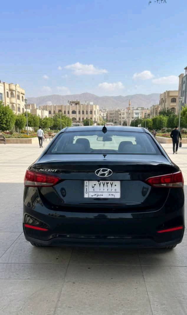 هونداي اكسنت 2020 رقم بغداد معوقين ضربه جاملغ امامي ألايمن  وبارد باب سايق جاهزه سياره مكينه 1600 دوش كير at ماشية 60  سعر105 بيه مجال 