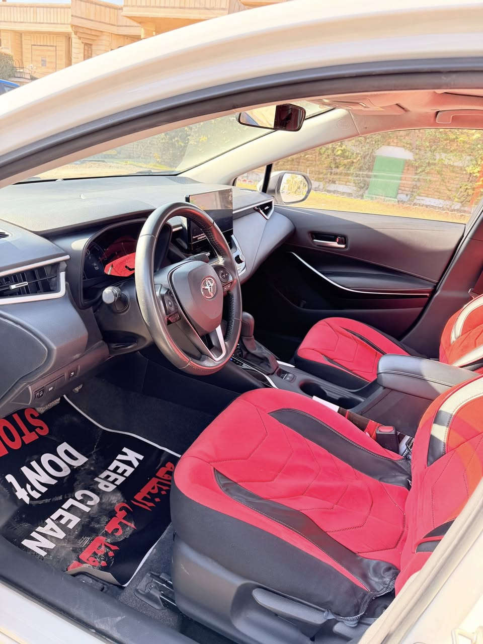 السلام عليكم للبيع كورلا هايبرد شكل الخليجي 2024 مكفولة كفالة عامة فول مواصفات فتحة جلد بصمة ومعروفة باقي مواصفاتها الفول ماشية 23 السعر 147 ورقة وبيها مجال بسيط للاستفسار ((***********)) مكاني بغداد زيونة.
