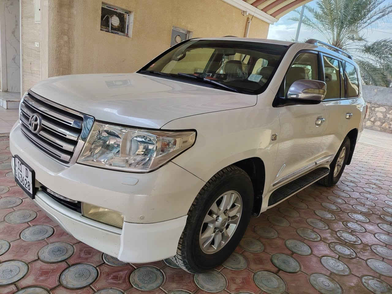 السلام عليكم
لاندكروزر ستينيه اصل 2011 رقم بغداد بأسمي تحويل ثاني يوم تخم تاير اصلي سياره جديده كلش السونار مرفق لكم  بالمنشور المكان بابل محايل
للاستفسار ***********
