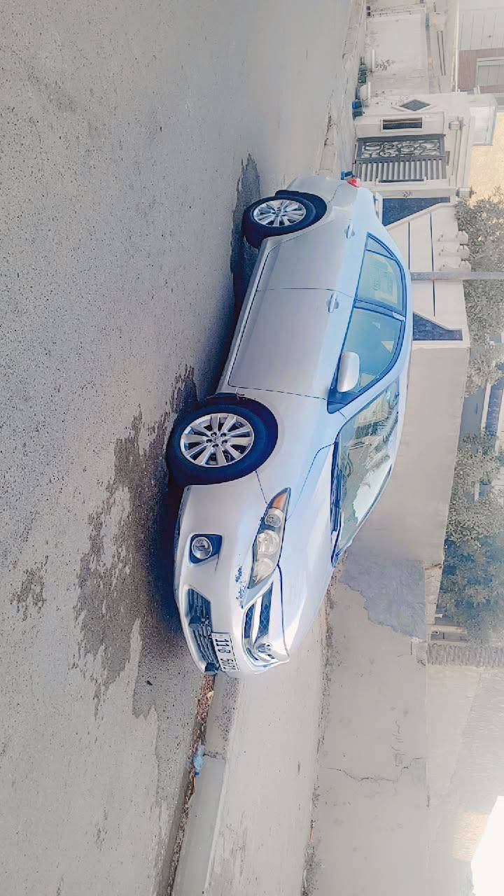 كورلا 9 بيها طخه بسيطه بدون دواخل محرك كير صدر تبريد السياره مال جناي ماناقصها شي ب85 وبيها مجال بسيط *********** مكاني فلوجه
