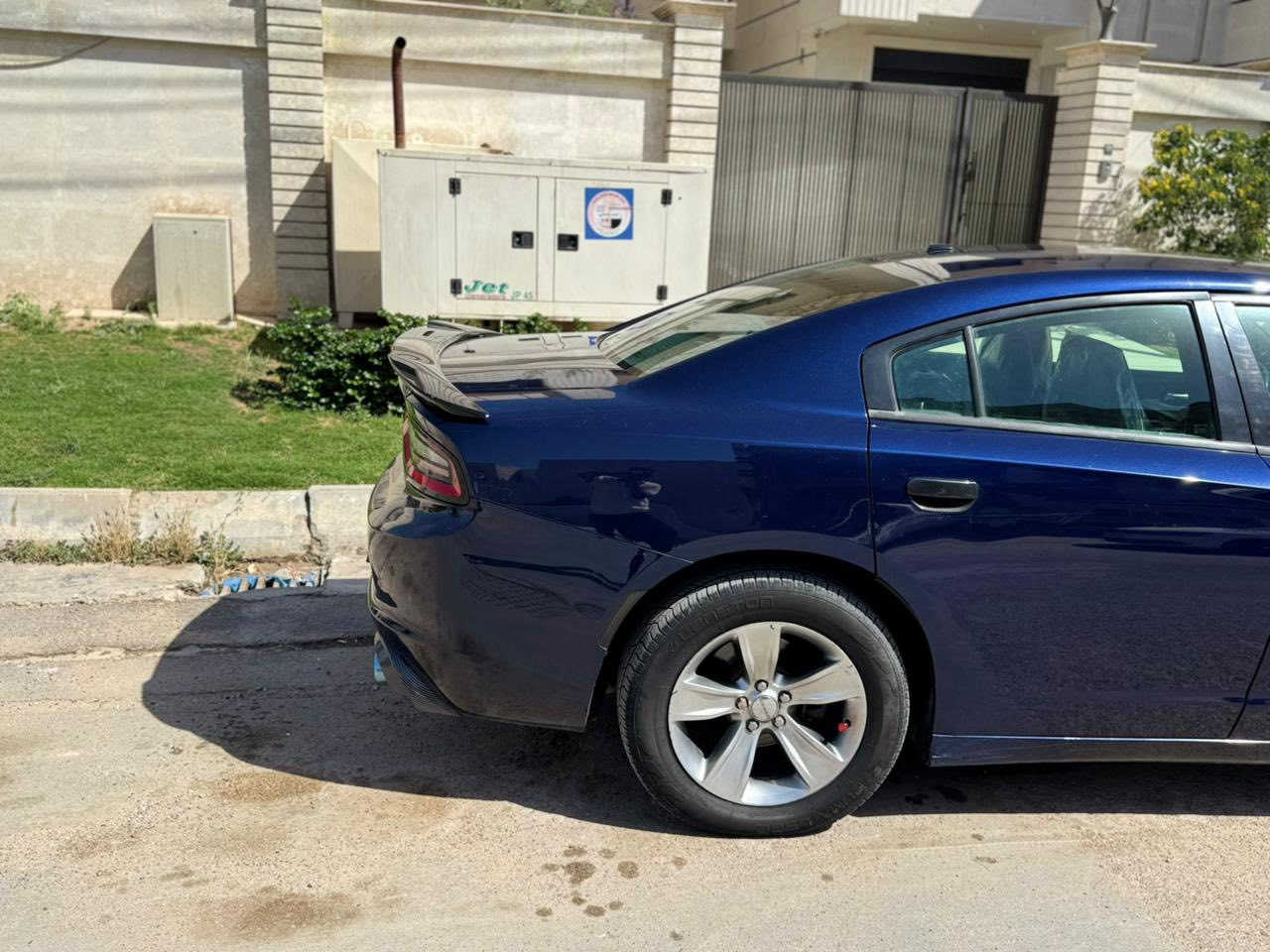 السلام عليكم جارجر ٢٠١٧اصل اصل
رقم سليمانيه باسمي هزة جديدة ورقم جديد 
مكفوله كفاله عامه من الصبغ والتبديل والضربه
لون ازرق مميز🪬
الهاتف***********
السعر 177$وبيها مجال
مواصفات فول ١/١عدا الفتحة
بصمه 
كير طياره 
محرك 3600
كشن كهرباء 
مانع انزلاق 
تشغيل عن بعد
تو ويل
