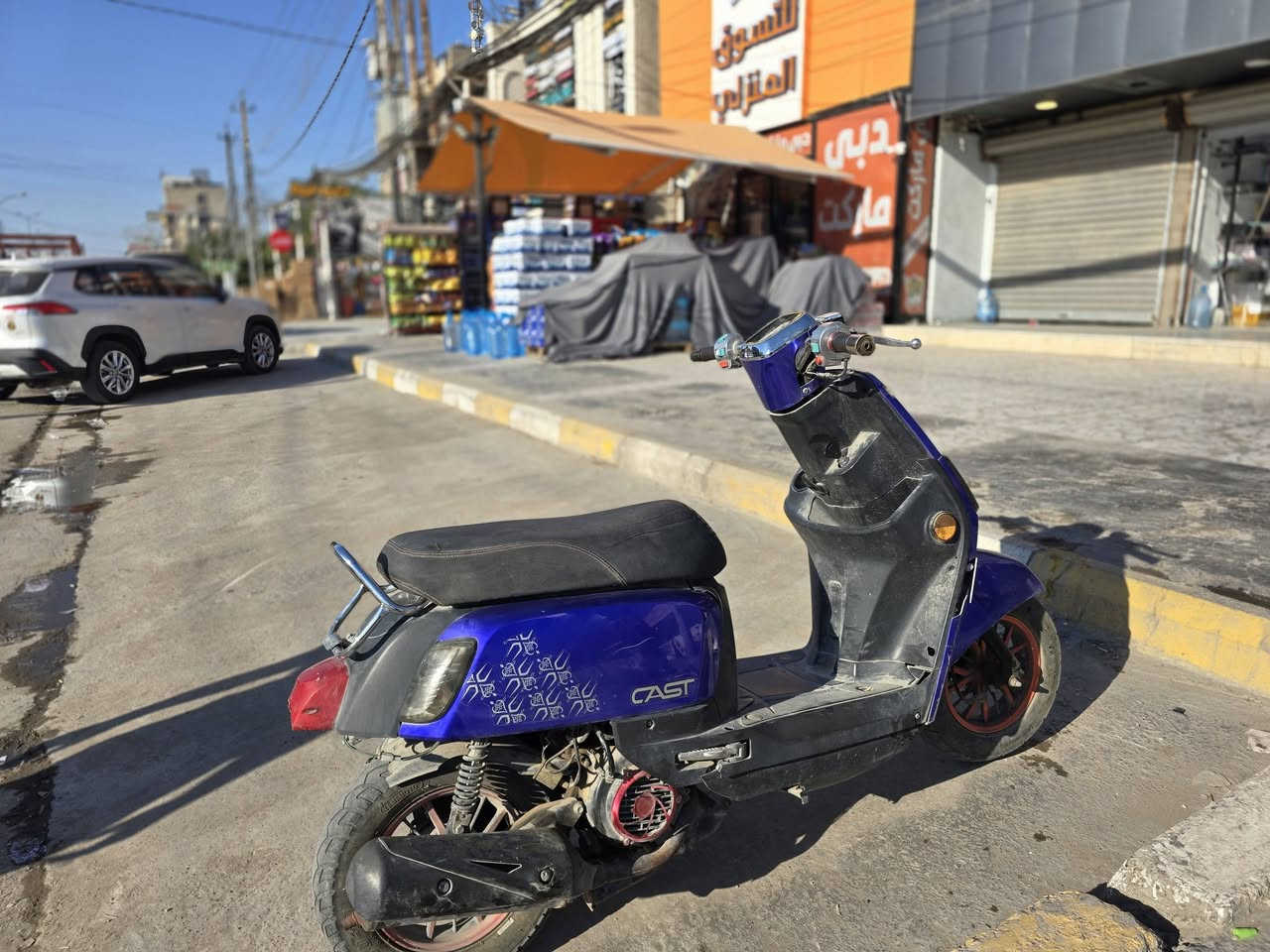 دراجه بوليس كابريتر نظيفه تشغيلها سلف حساسات استاند تشغيل بيها شخوط بالكفرات مكينه مامفتوح ولا مجفت جديد استعمال شخصي فقط  السعر ٤٥٠ للاتصال
***********
