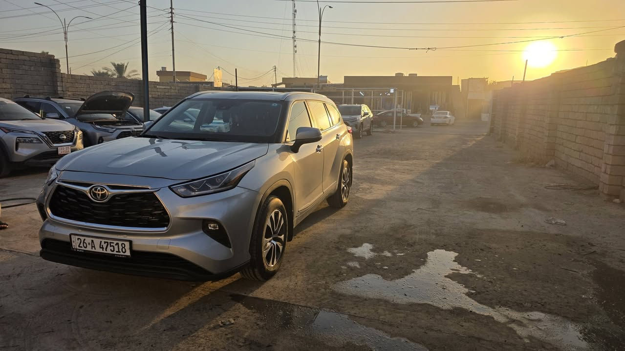 بسم الله الرحمن الرحيم 
تويوتا هايلندر هايبرد XLE 2023
2023 TOYOTA HIGHLANDER HYBRID XLE
رقم الشاصي 
5TDKBRCH9PS575262
تبديل دعامية فقط بدون دواخل شرط بدون صبغ
فول مواصفات 
فتحة سقف
تدفئ كشنات
كشنات خلفي منفصل

مرقم صلاح الدين  ثاني يوم تحويل
العنوان الشرقاط اجميلة 
للاستفسار اتصال او  واتساب 
***********
