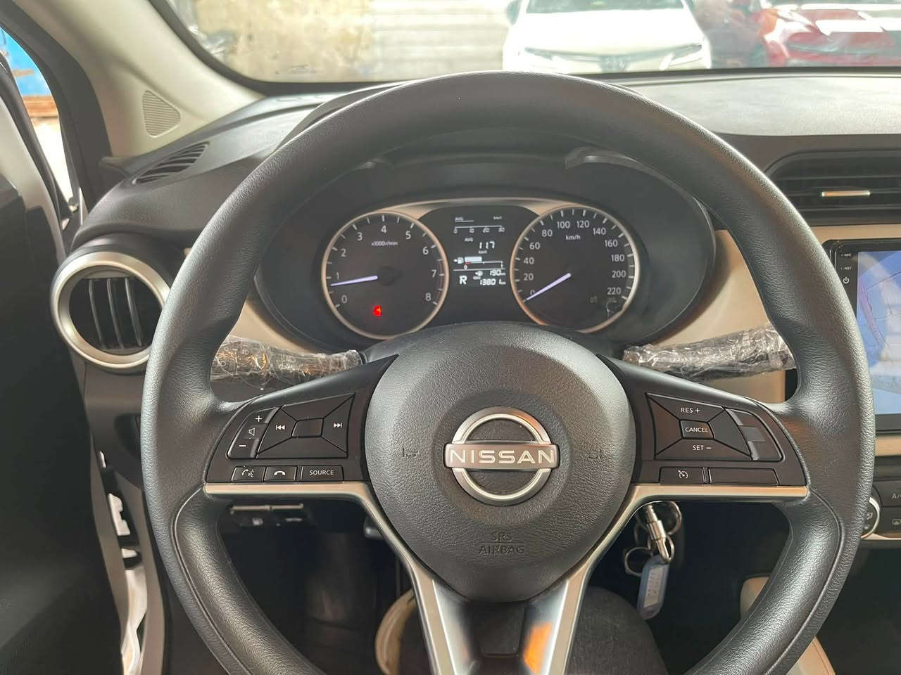 البيع نيسان فيرسا موديل 24كفاله عامه خليجي راقم اربيل سعر130$تصال ‭***********‬
