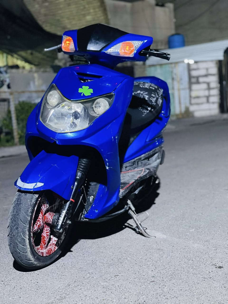 سكنس فحل شلعه معدل فول تشك الكاع مكينه 58بيه كلجات رياضيه قبل يومين من شادهن اوياله جدد اليوم شادهن دبلات جدد اليوم شادهن دراجه خير من الله مابيه اي نقص دراجه بيه معدل فول دراجه مابيه اي نقص البيع او مراوس بجبلي بس مو نطايح بلا زحمه سعر 800بيه مجال  حك الجيه


**إذا كنت صاحب هذا الإعلان وتريد حذفه لأي سبب، رجاءا أرسل رسالة إلى الدعم الفني**