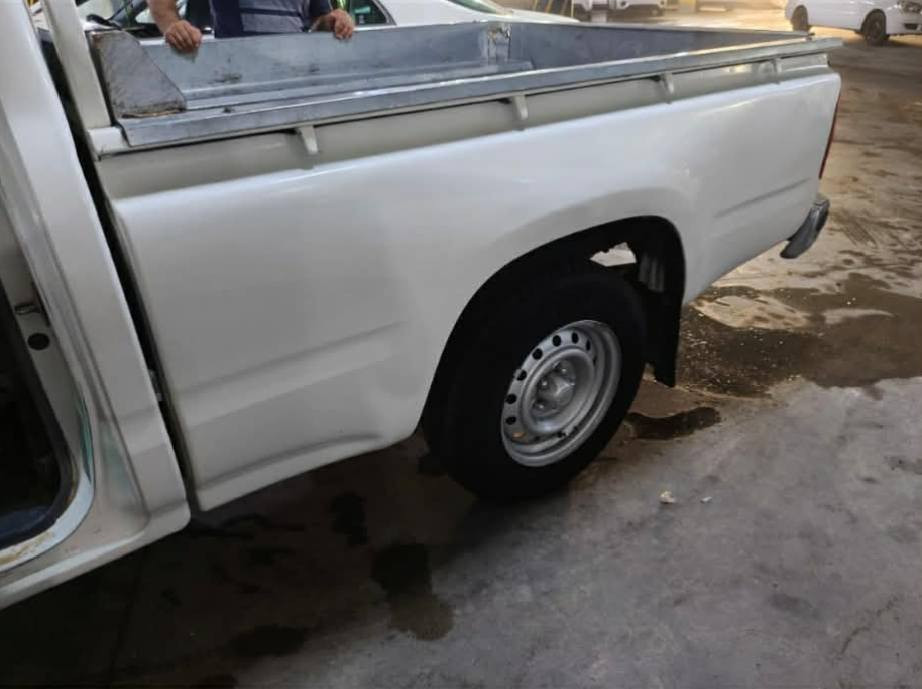 ام تويتا بو فرؤشتن
بي بوياغ  / 390 رؤشتوة 
مةكينةي نةكراوةتةوة مةكينة سبية 
هةمو كياني لةسةر شةريكةية 
سعري 90 وةرةقة و مةجال 
سةيارةكة لةكةلار ة 
***********

سياره مكفوله دعامي لدعامي 
390 الف ماشي محرك مافتوح
سعر 90 بي مجال
