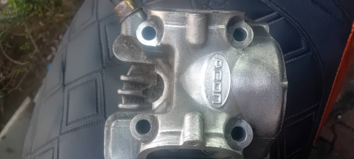 كور رياضي للبيع عل شغل ٦٠ مكاني ساحه عدن او حريه ***********
