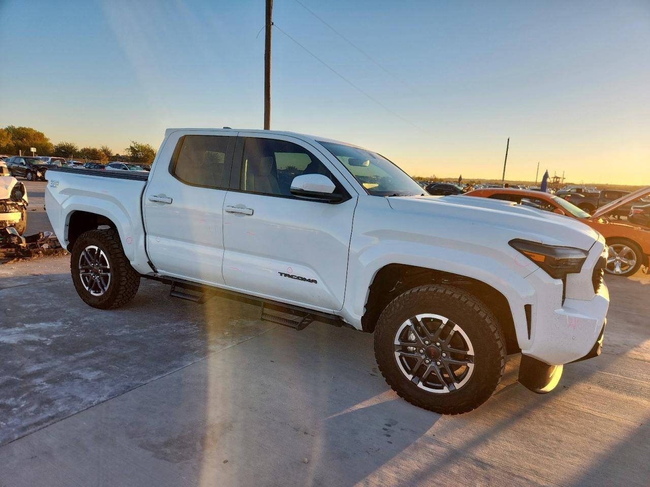 🟡مزاد السعفة الذهبية لتجارة السيارات الاميركيه
🔴نوع السيارة : 2025 TOYOTA TACOMA DOUBLE CAB
🔴حجم المحرك : 2.4L
🔴تاريخ المزايدة :الاثنين 9/2/2026
🔴نوع الضرر: الموضح في الصور
للمزيد من المعلومات مراسله الصفحه او زياره موقعنا الكائن في بعقوبة الجديدة قرب مطعم اورنج مقابل نادي الفروسية
🔴للمزيد من المعلومات الاتصال بالارقام ادناه
***********
***********محمود
🔴او التواصل عبر الرقم
 ***********
مزاد السعفة الذهبية
