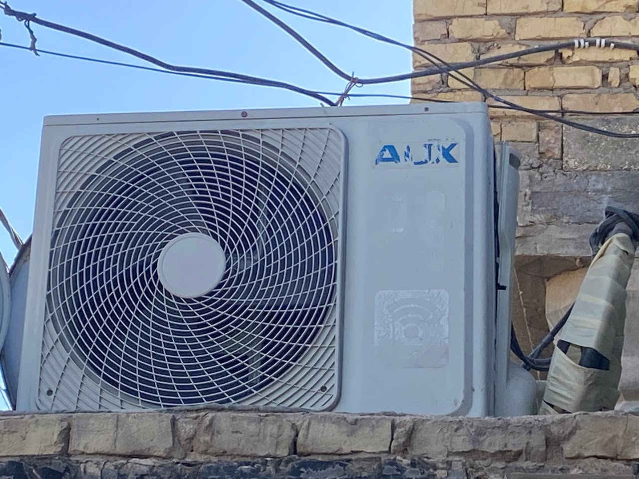 سبلت طنين اوكس للبيع ب 300وبي مجال


**إذا كنت صاحب هذا الإعلان وتريد حذفه لأي سبب، رجاءا أرسل رسالة إلى الدعم الفني**