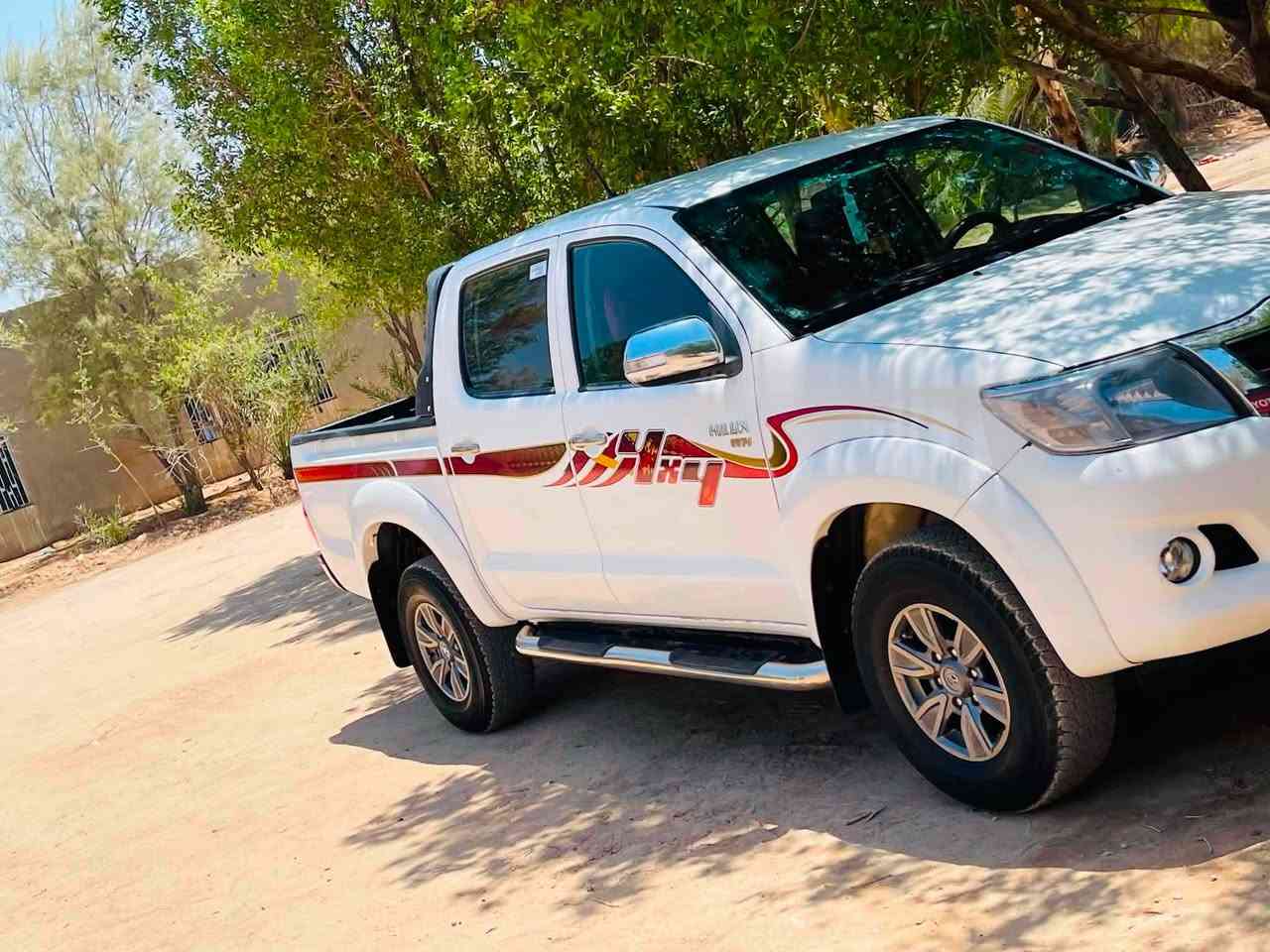 سلام عليكم فور ويل 13 سيد نهرو ام البطل محرك كير وتماتيك تخم تاير اصلي رقم شمالي تحويل وكاله حاضر سياره كفاله عدا جاملغ مبدل اصلي شركه والباقي مكفول حتا من البارد ترهم مراوس سعر 187 بي مجال الشراي *********** مكان كربلاء
