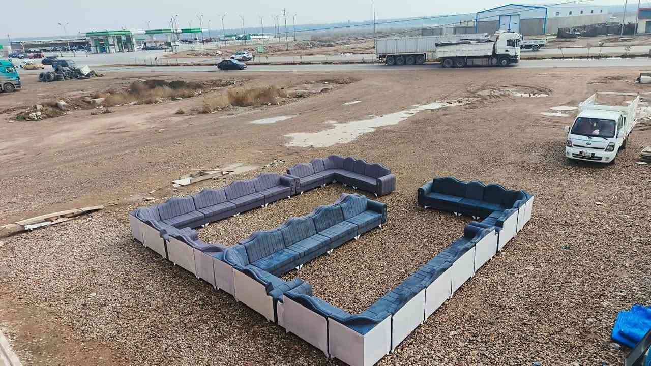 متوفر الآن في مجمع الربيع للأثاث المنزلي". 
ديوان جديد موديلات حديثة وجميلة ومتينة
وبأسعار مناسبة 
اهلا وسهلا بكم


**إذا كنت صاحب هذا الإعلان وتريد حذفه لأي سبب، رجاءا أرسل رسالة إلى الدعم الفني**